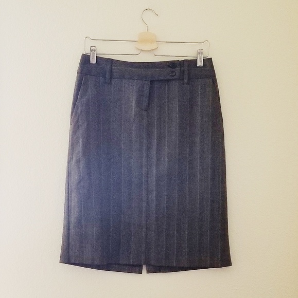 UNITED COLORS OF BENETTON gray suit skirt set - Picture 5 of 5